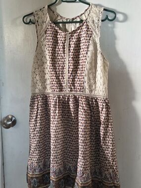 Doe & Rae Cream Crochet Bodice Floral Border Print Dress